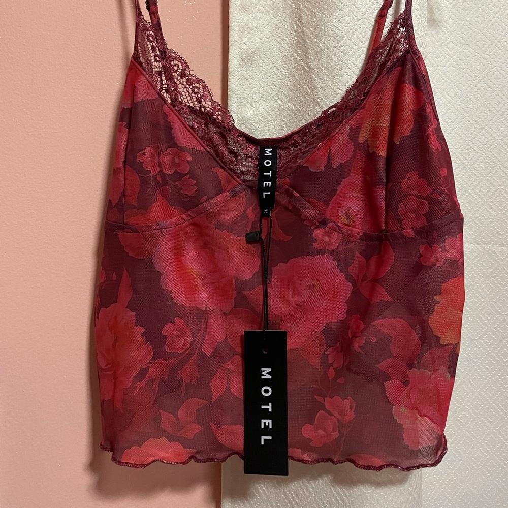 Lace floral tank